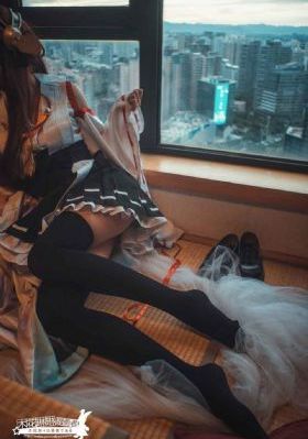 向上传递微热的夜晚